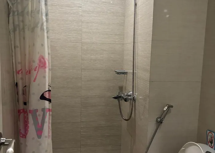 Hotel Family Suite-150newport Boulevard Southwing 4*